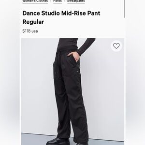 Lululemon Dance Studio Mid-Rise Pant
Regular size 4